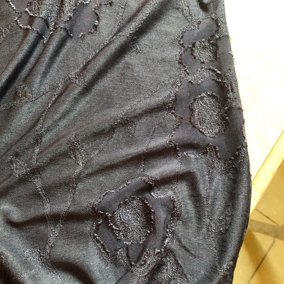 Soft Blouse - Picture 7 of 8